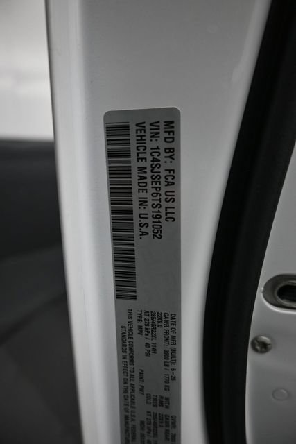 New 2026 Jeep Grand Wagoneer L Summit AWD/4WD image 18