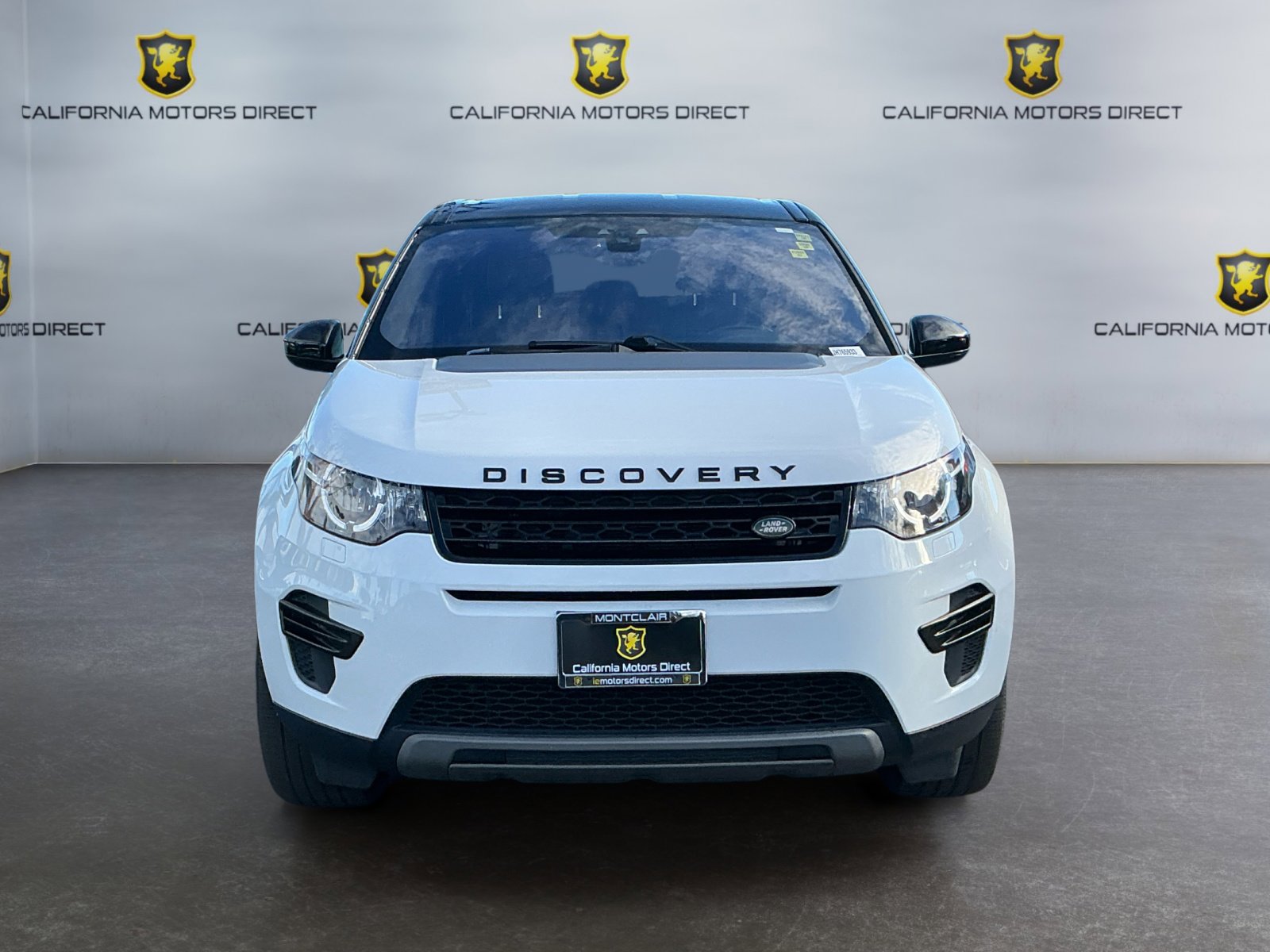 Used 2018 Land Rover Discovery Sport SE image 8