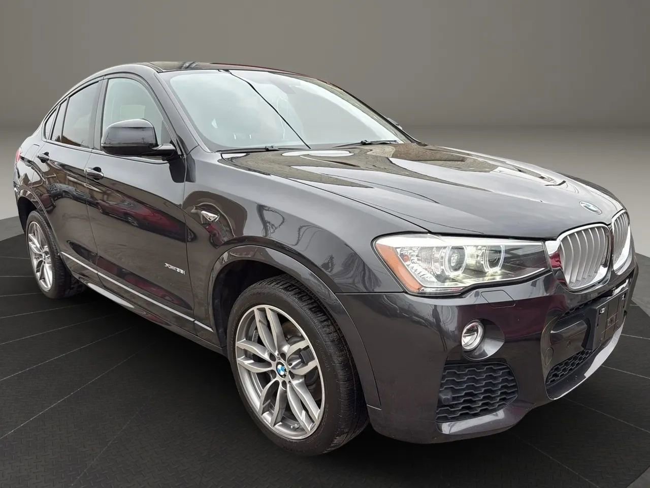 Used 2016 BMW X4 xDrive35i image 2