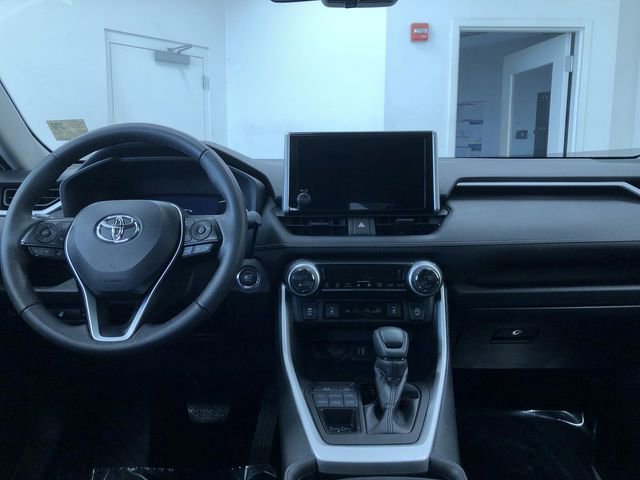 Certified 2023 Toyota RAV4 XLE w/ Convenience Package image 17