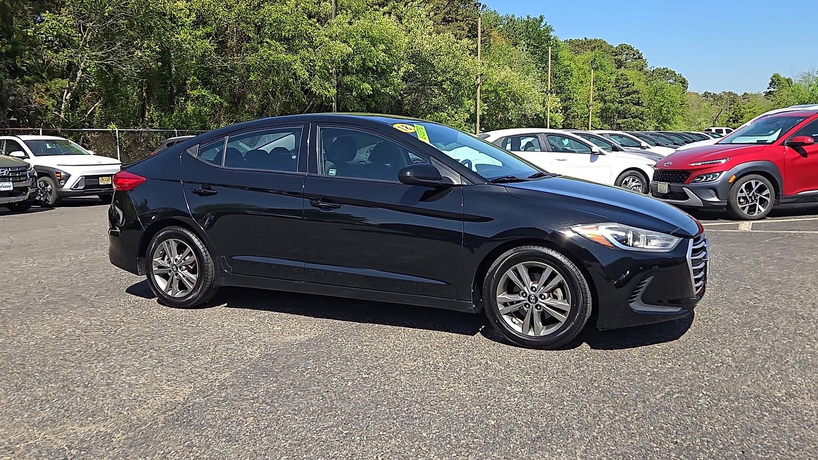 Used 2018 Hyundai Elantra SEL FWD image 2