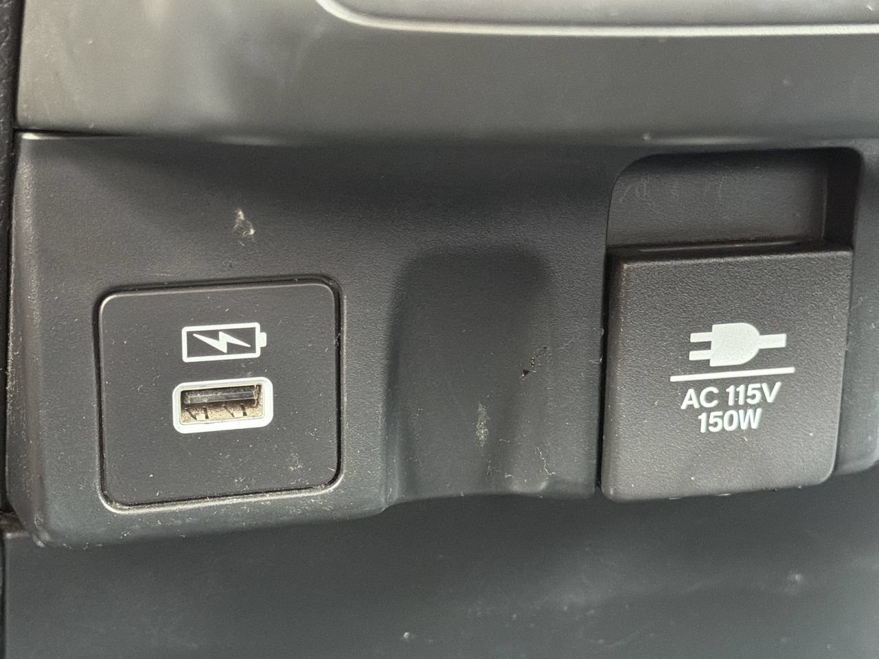 Used 2023 Honda Odyssey Touring image 6