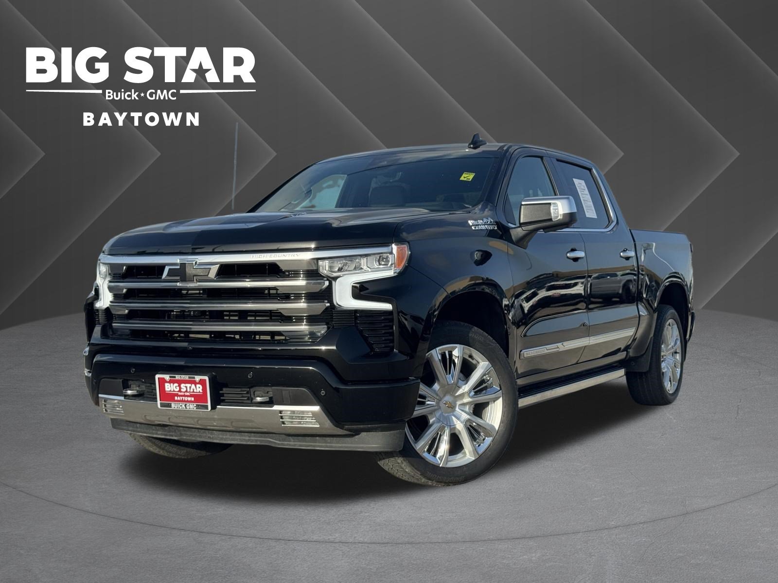 Used 2025 Chevrolet Silverado 1500 High Country w/ High Country Premium Package AWD/4WD image 1