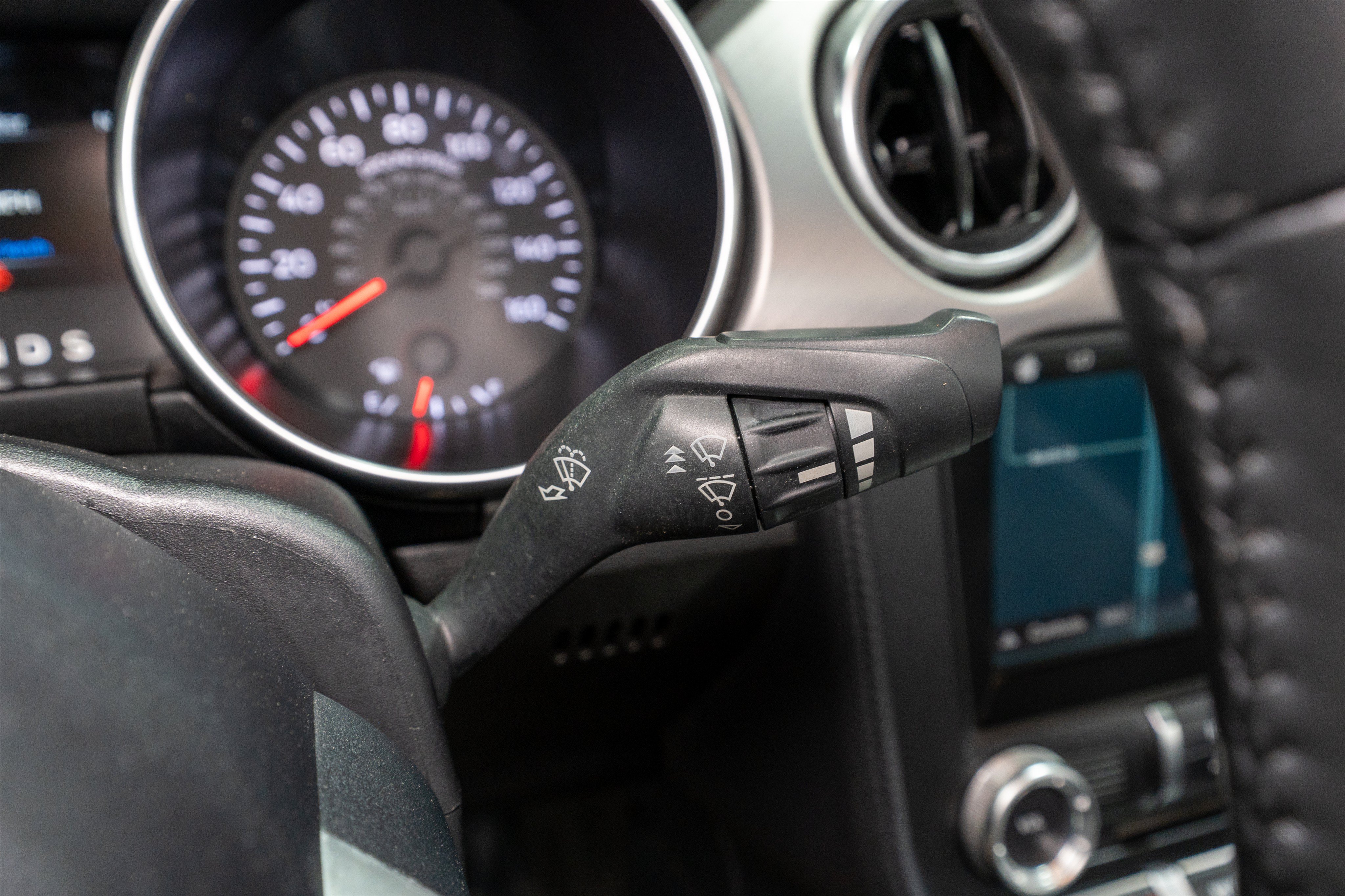 Used 2018 Ford Mustang Premium RWD image 29