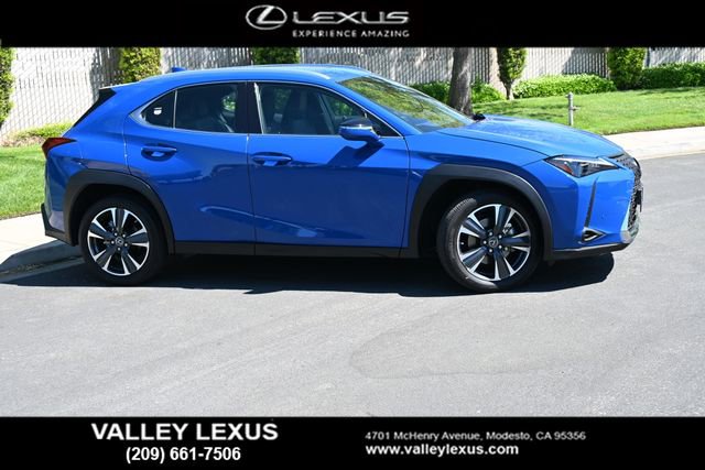 Used 2024 Lexus UX 250h FWD image 3