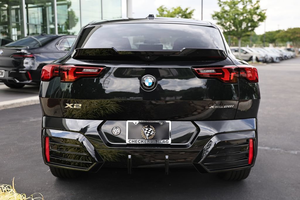 New 2026 BMW X2 xDrive28i w/ Technology Package AWD/4WD image 8