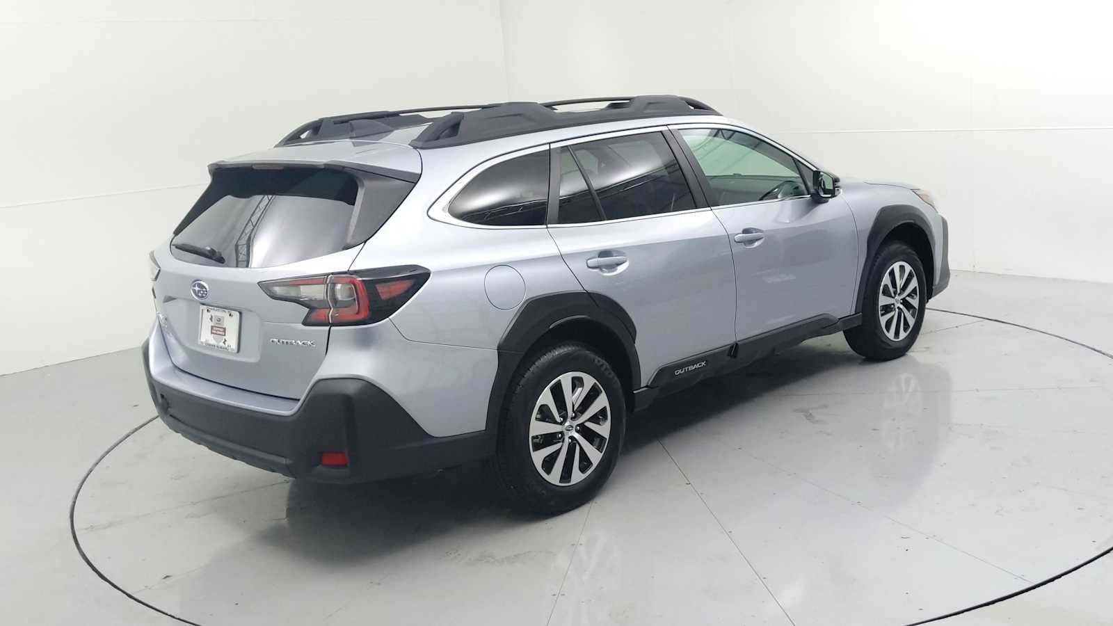 Certified 2024 Subaru Outback Premium image 10