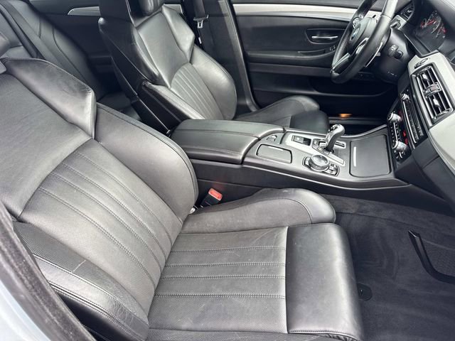 Used 2014 BMW M5 RWD image 36