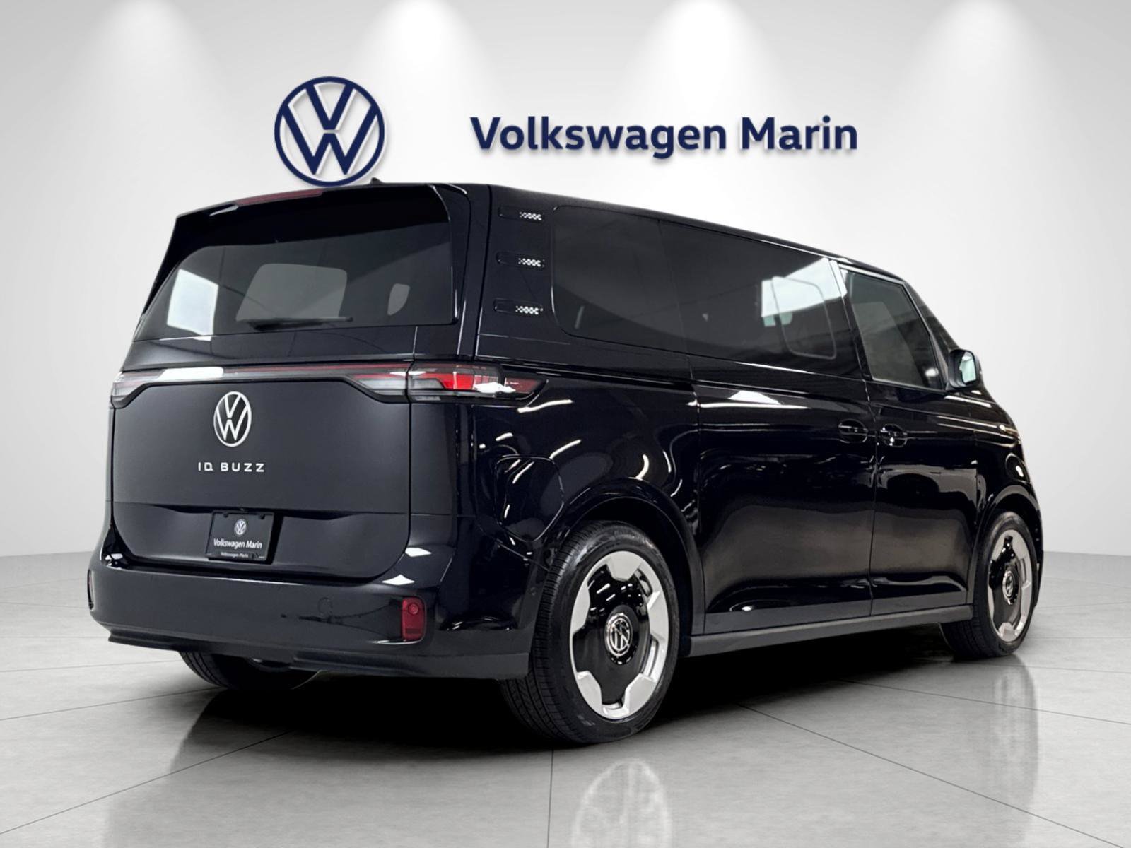 New 2025 Volkswagen ID. Buzz Pro S RWD image 5
