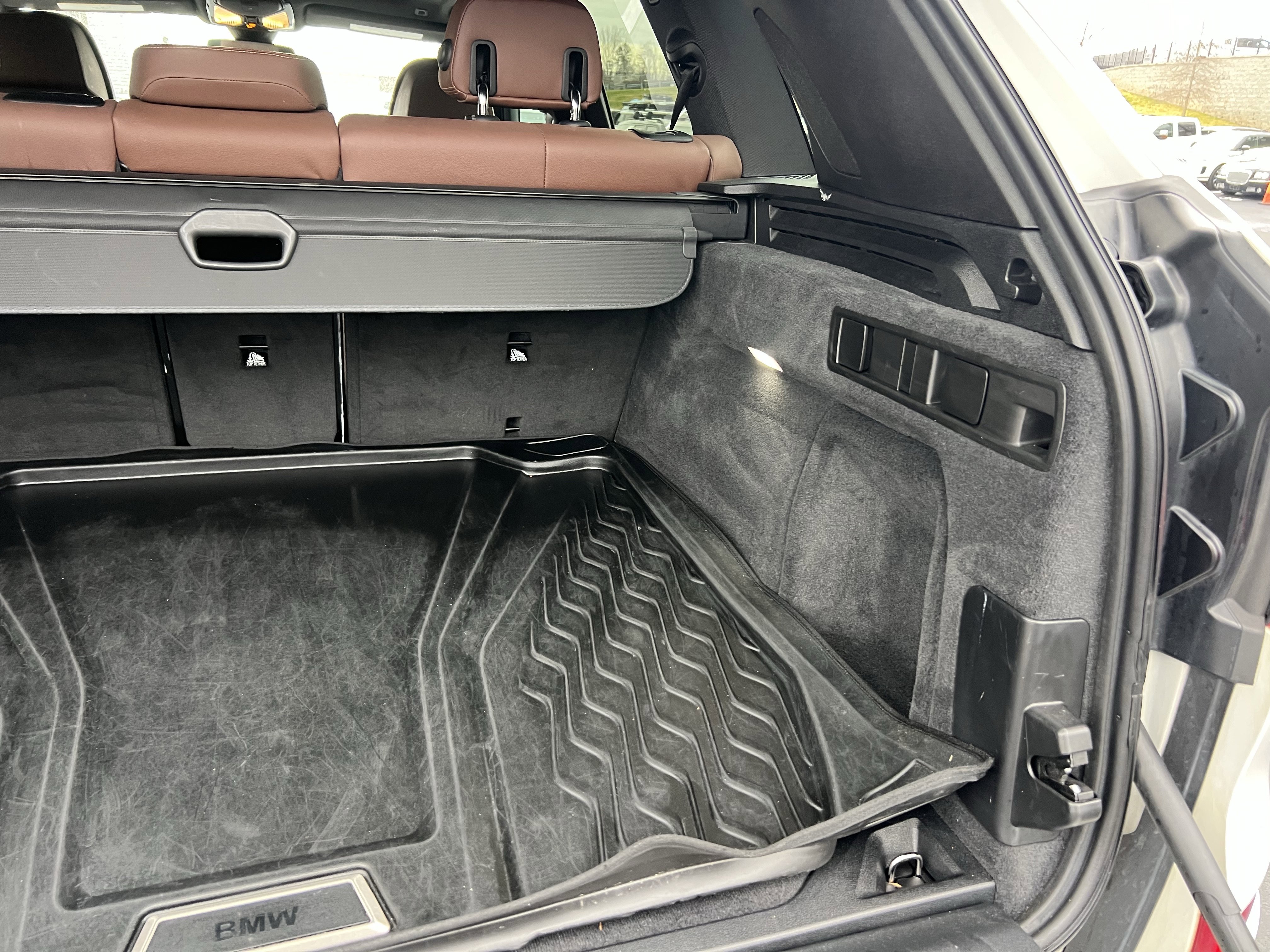 Used 2019 BMW X5 xDrive40i w/ M Sport Package image 39