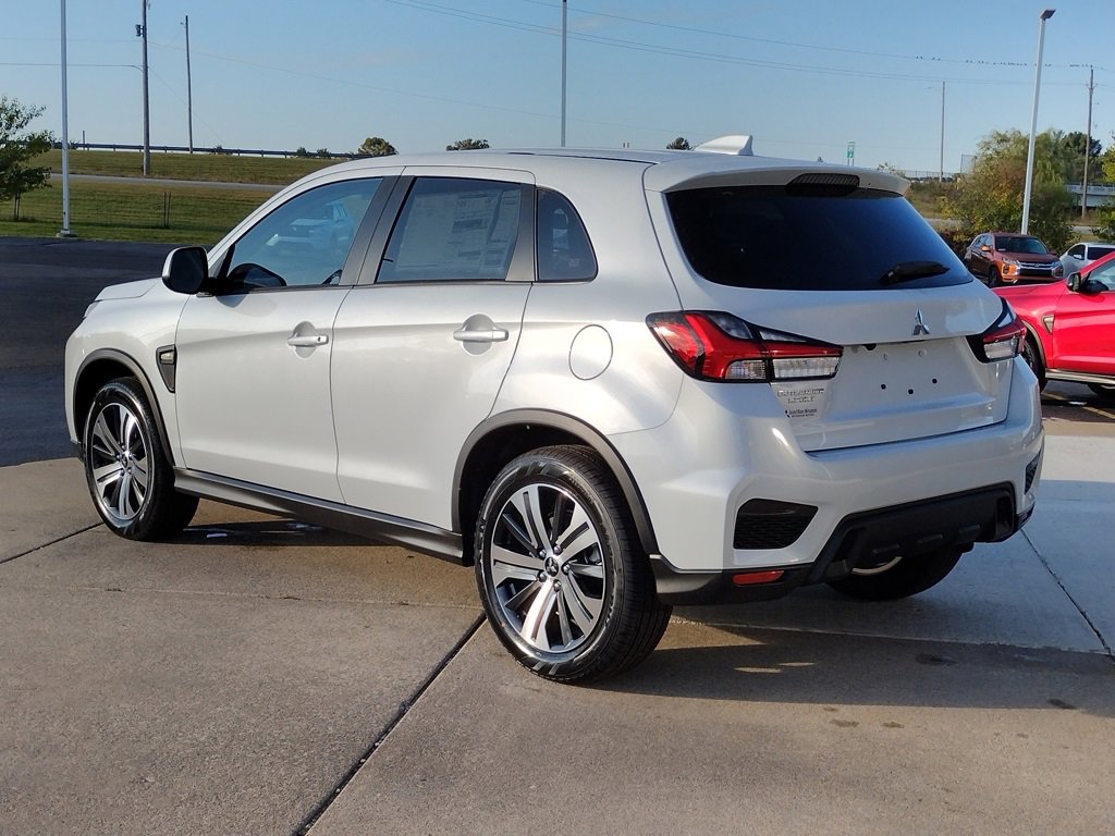New 2025 Mitsubishi Outlander Sport ES image 17