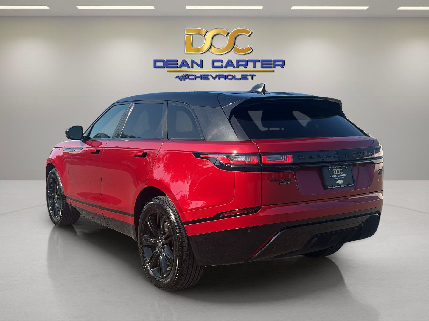 Used 2020 Land Rover Range Rover Velar R-Dynamic S AWD/4WD image 3