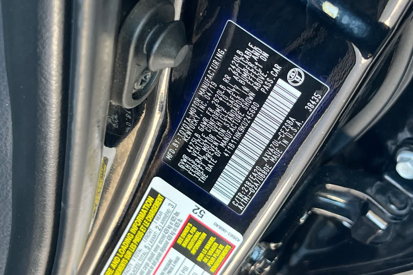 Used 2019 Toyota Camry SE FWD image 34