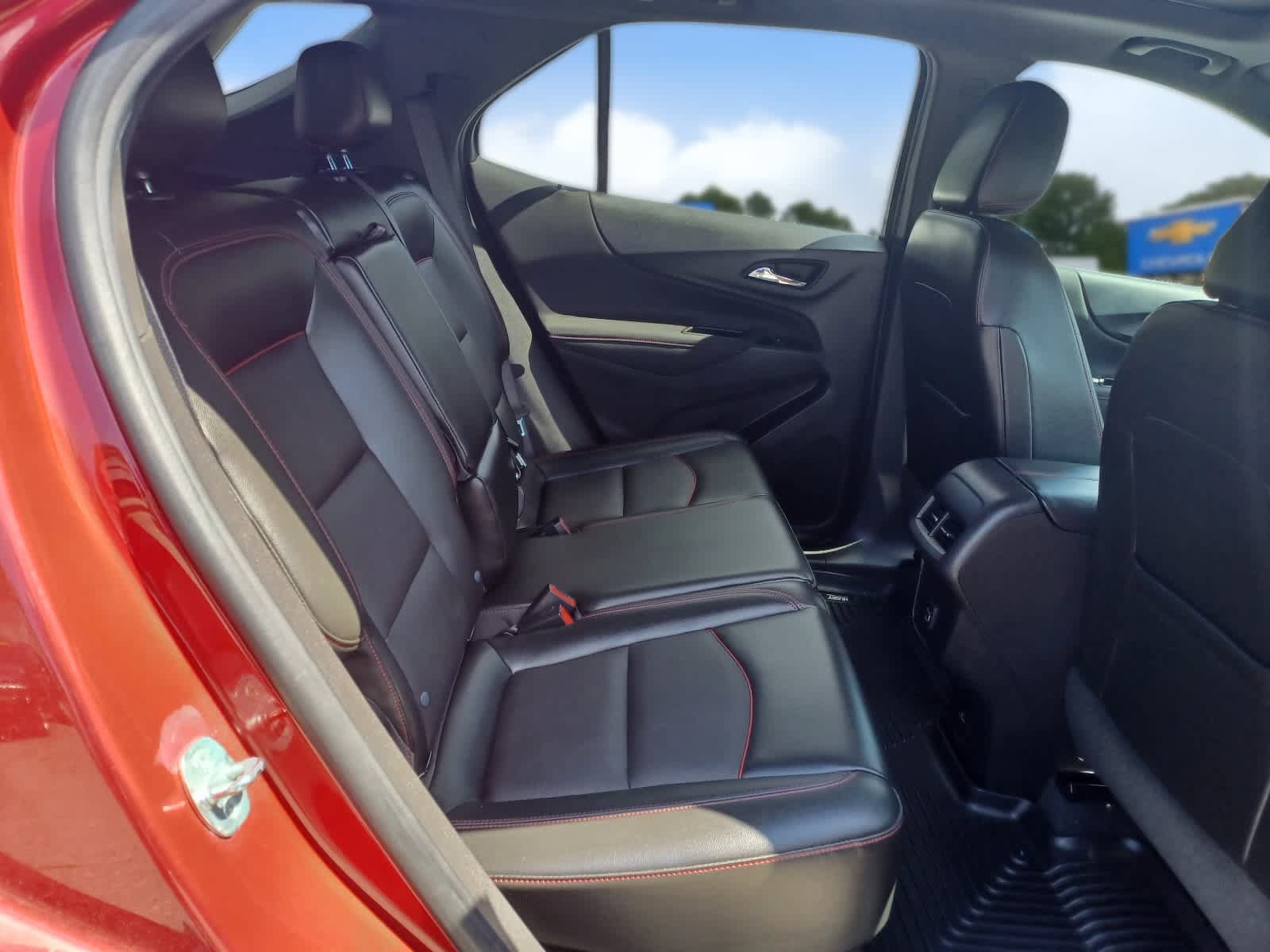 Used 2022 Chevrolet Equinox RS w/ RS Leather Package AWD/4WD image 22