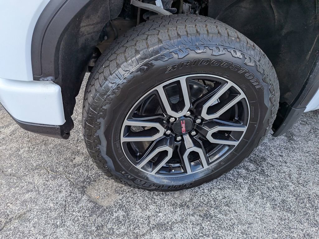Certified 2025 GMC Sierra 1500 AT4 w/ Technology Package image 10