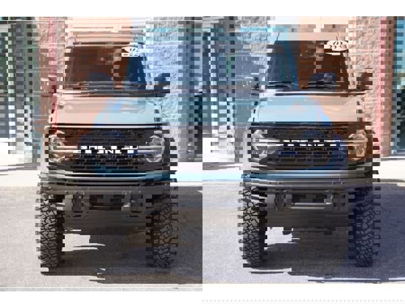 Used 2022 Ford Bronco Wildtrak image 3