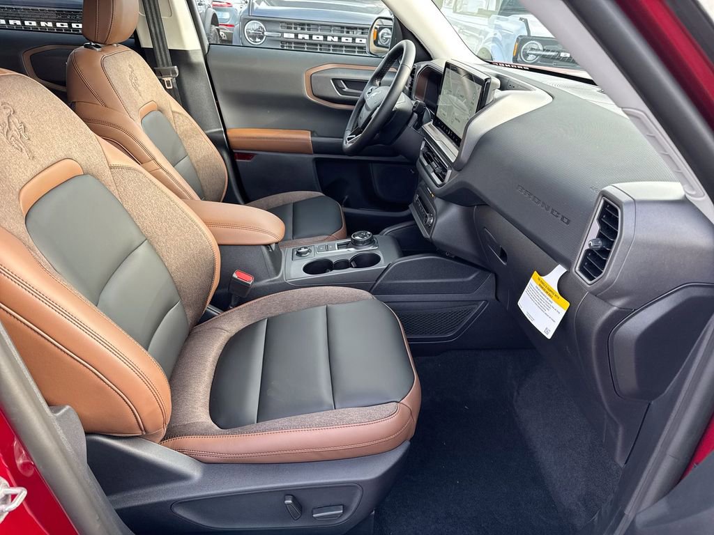 New 2025 Ford Bronco Sport Outer Banks w/ Outer Banks Tech Package+ AWD/4WD image 10