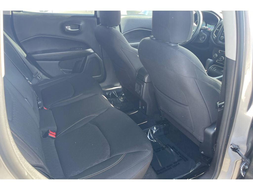 Used 2018 Jeep Compass Sport FWD image 18