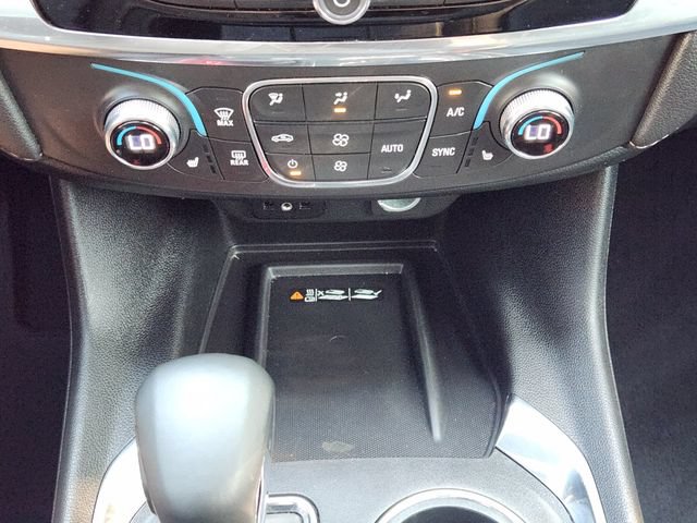 Used 2023 Chevrolet Traverse LT FWD image 21