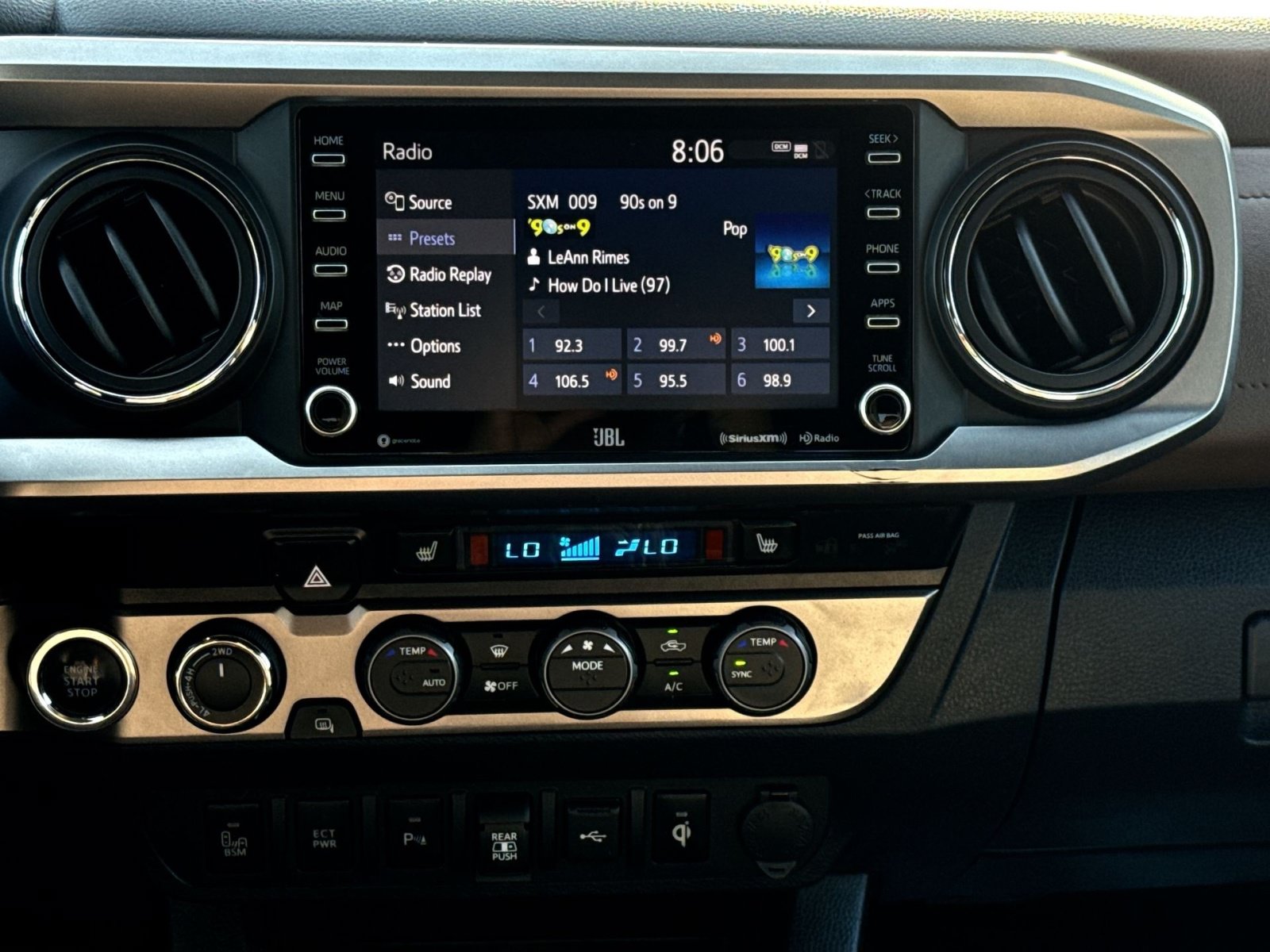 Used 2021 Toyota Tacoma Limited AWD/4WD image 18