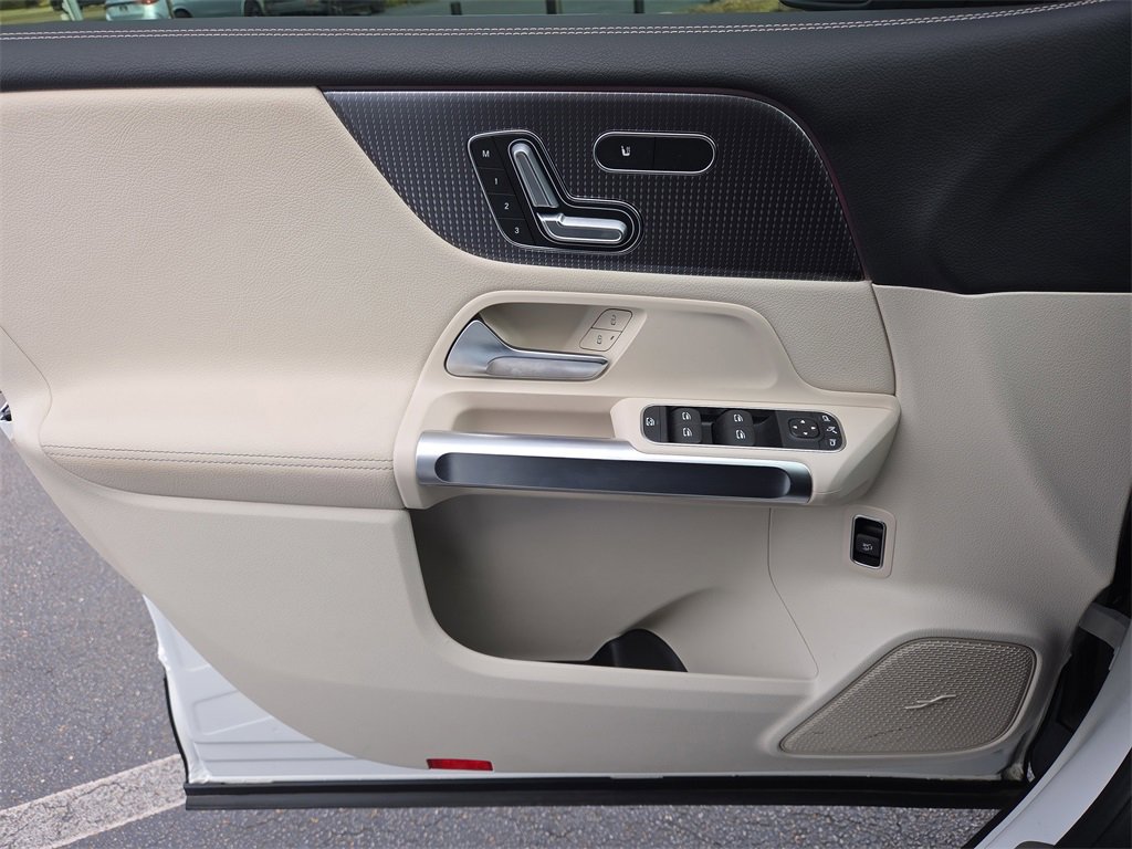 Certified 2023 Mercedes-Benz EQB 250+ image 21