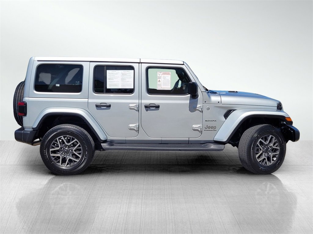 Used 2024 Jeep Wrangler Sahara image 3