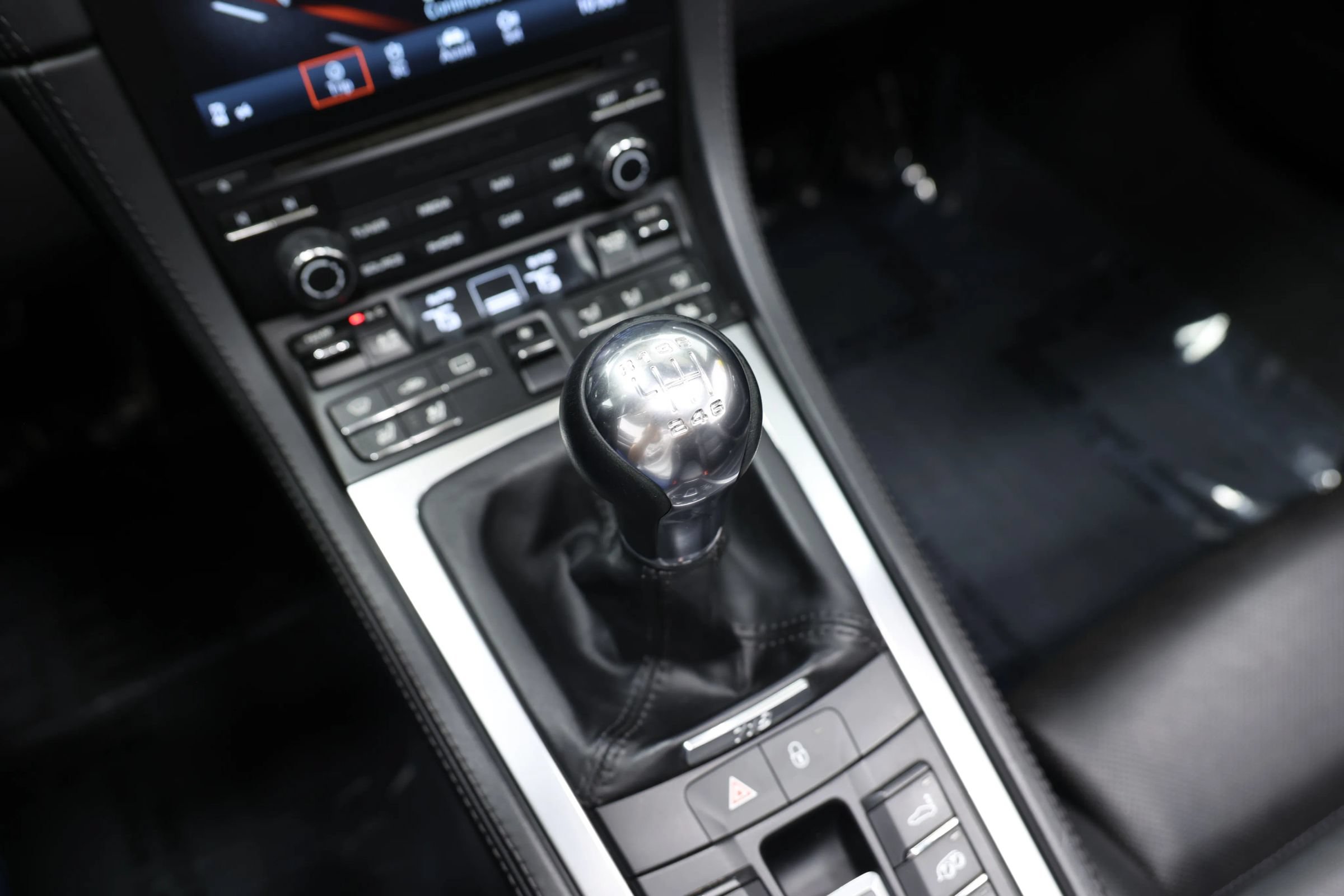 Used 2019 Porsche 718 Boxster GTS RWD image 37