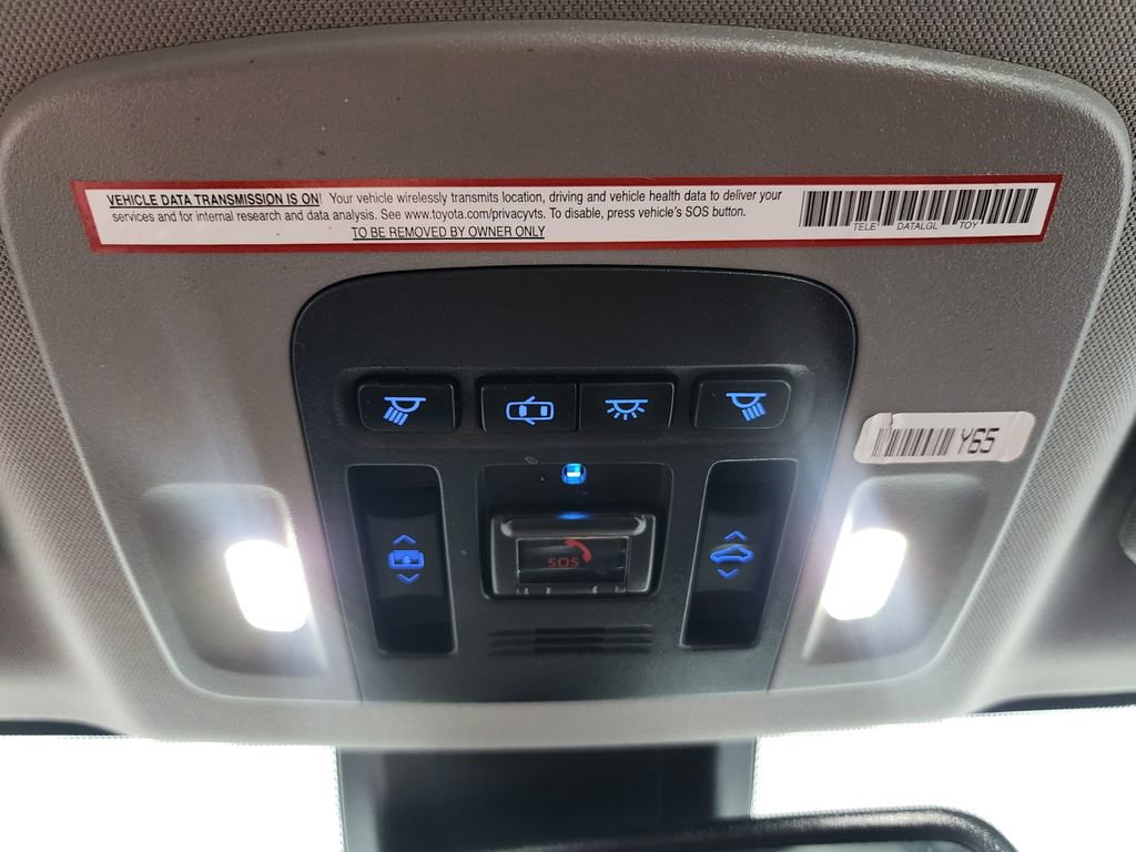 Used 2020 Toyota Camry XSE image 22