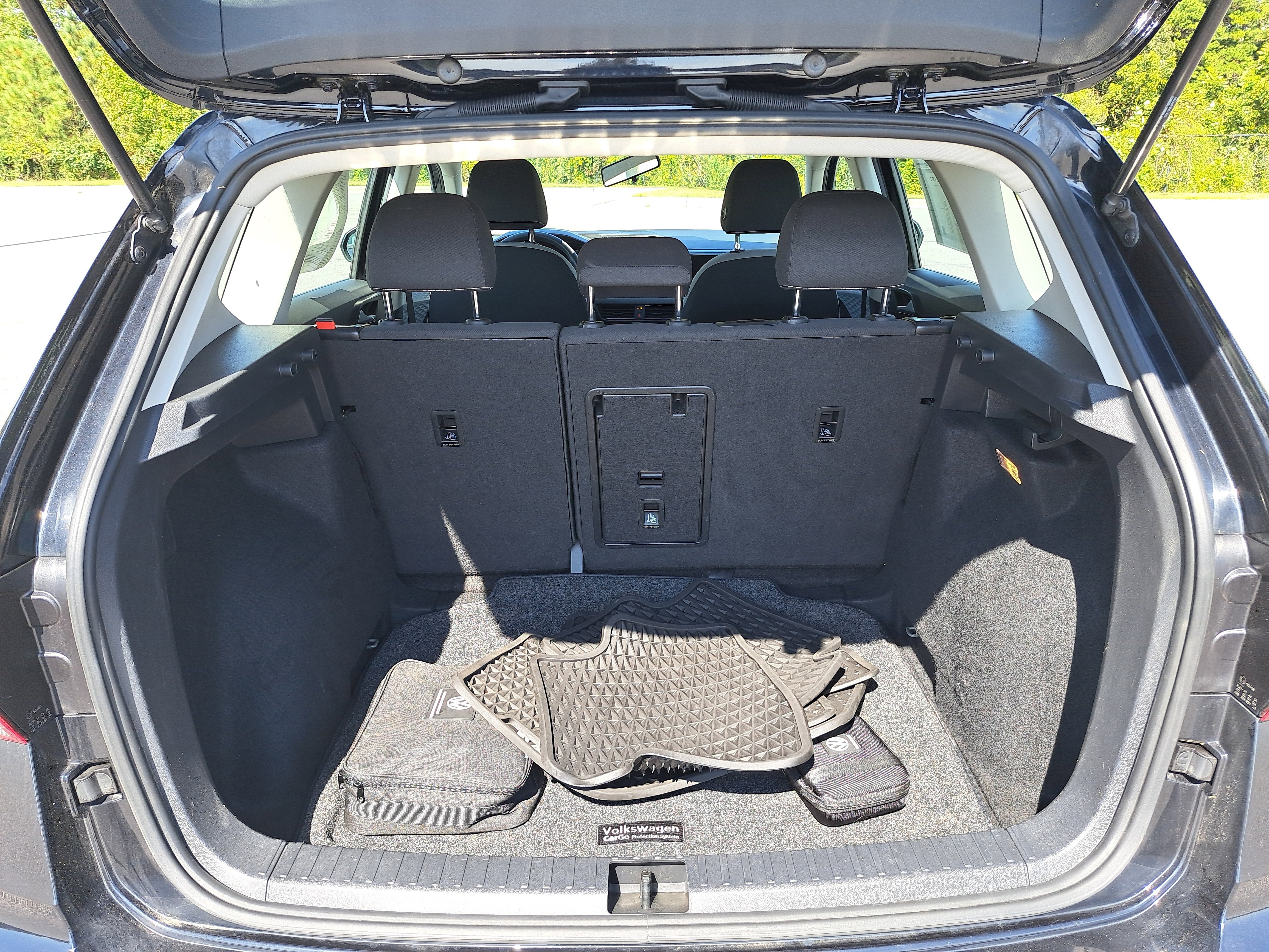 Certified 2022 Volkswagen Taos S image 12