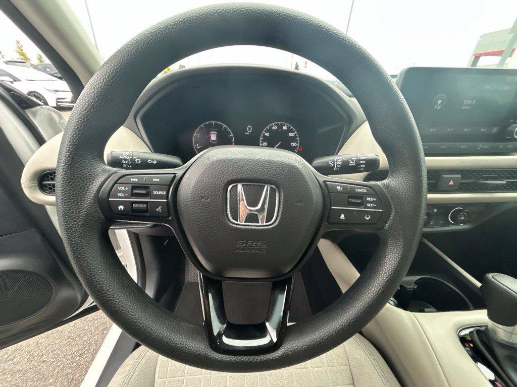 Used 2024 Honda HR-V LX image 18
