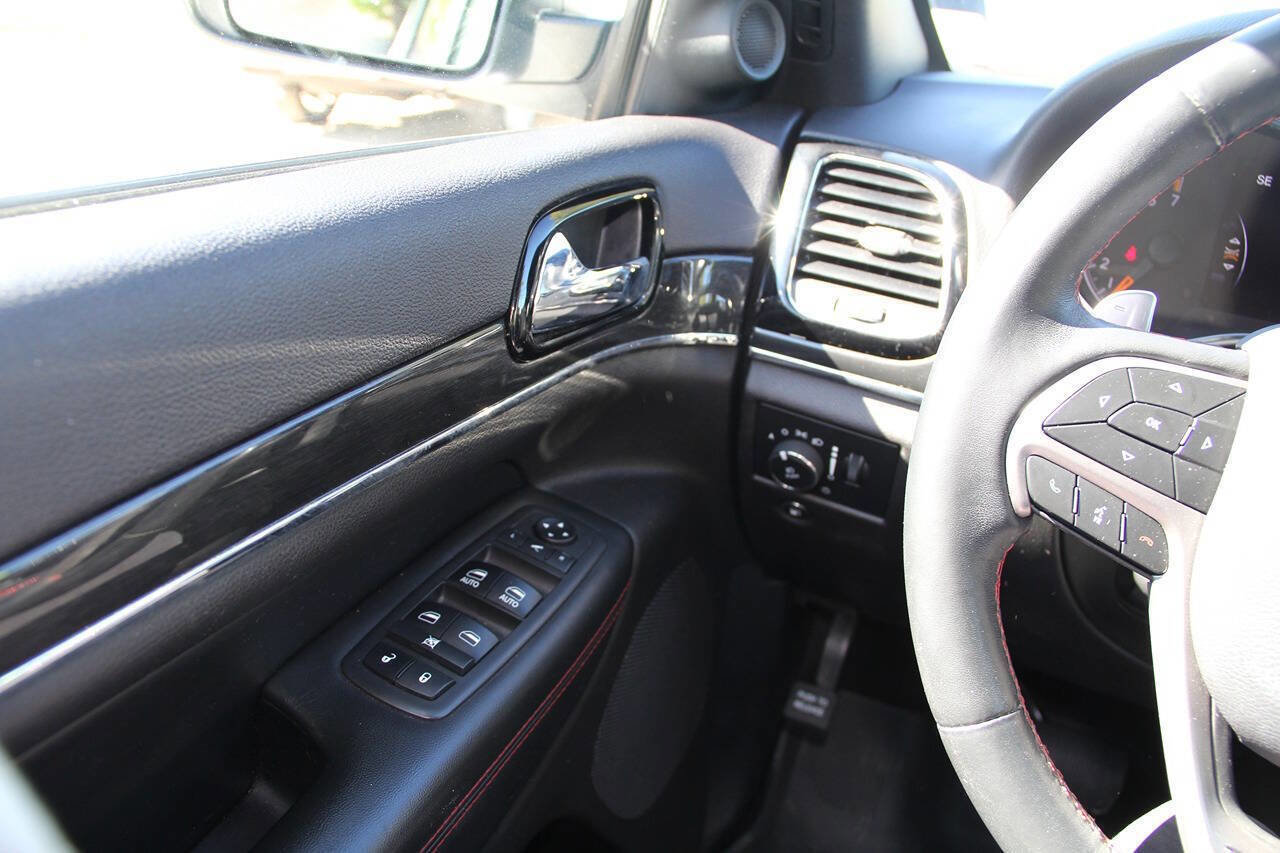 Used 2019 Jeep Grand Cherokee Trailhawk image 29