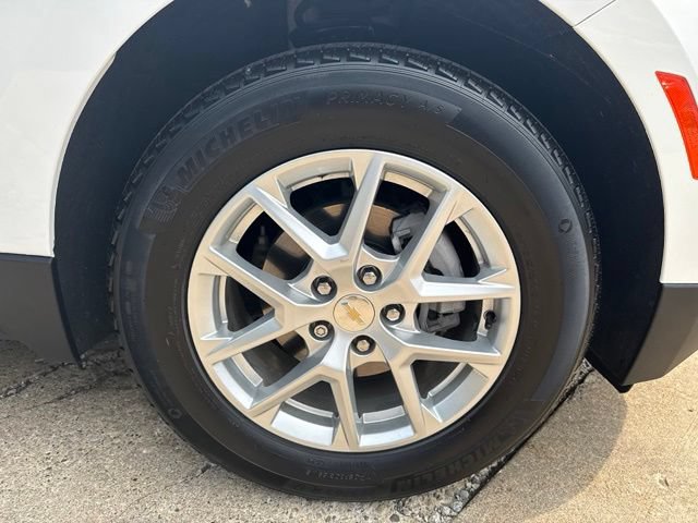 Used 2024 Chevrolet Equinox LS w/ LS Convenience Package FWD image 12