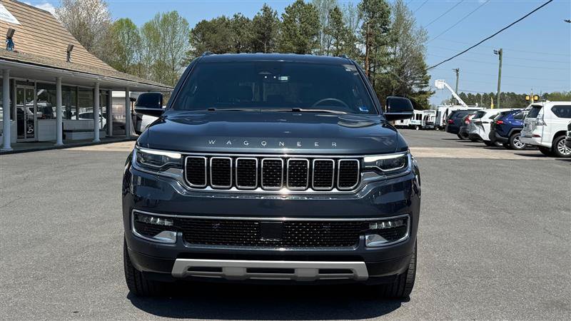 Used 2024 Jeep Wagoneer L Series II w/ Flexible Seating Group RWD image 5
