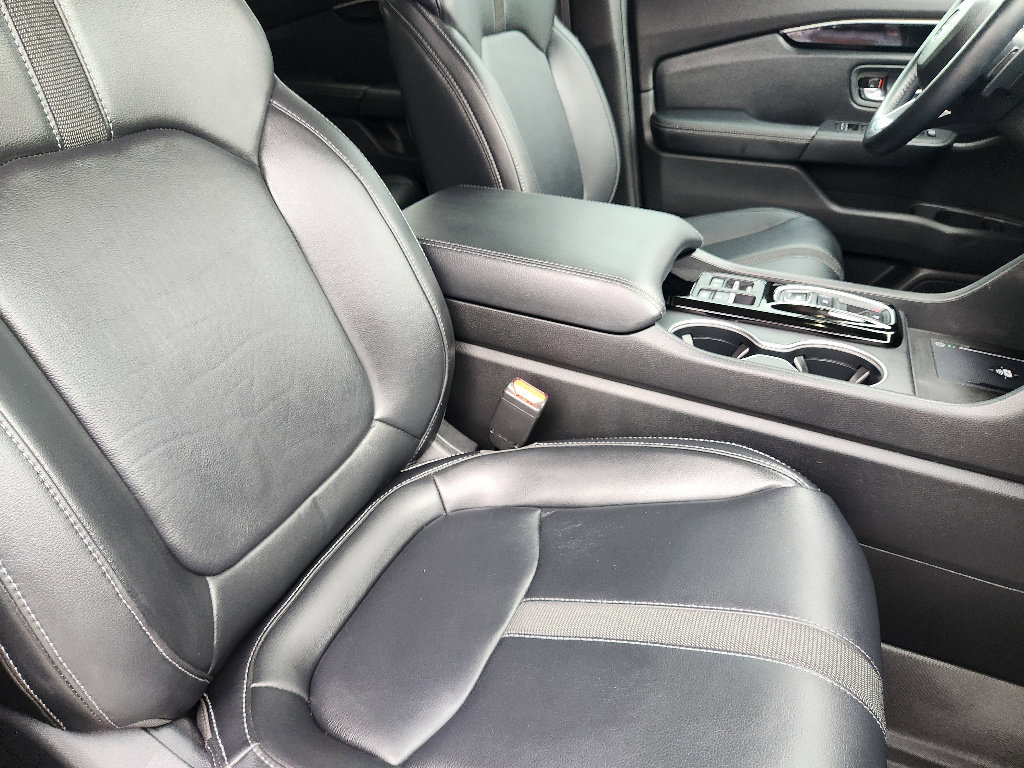 Used 2024 Honda Pilot Touring image 15