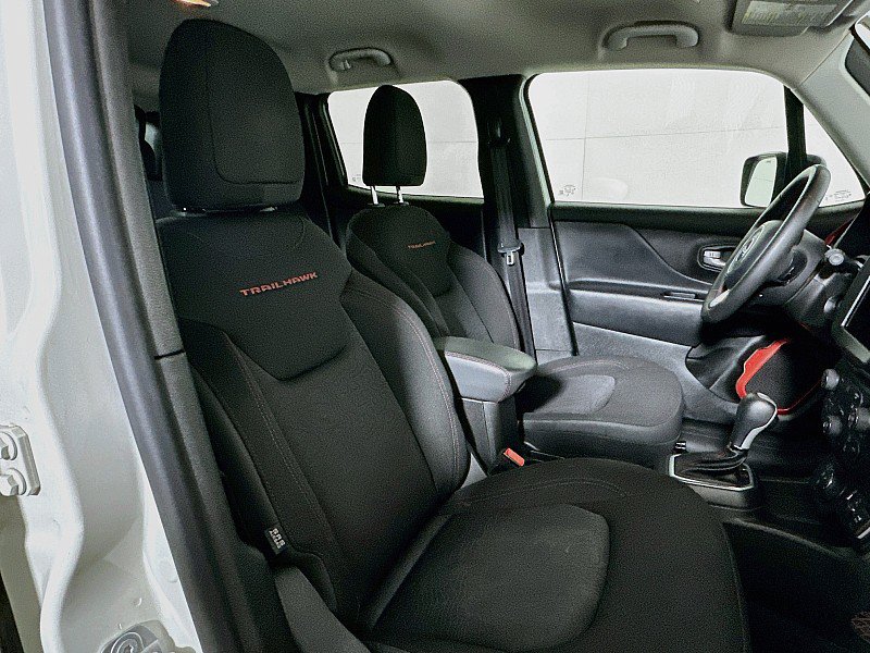 Used 2023 Jeep Renegade Trailhawk AWD/4WD image 28