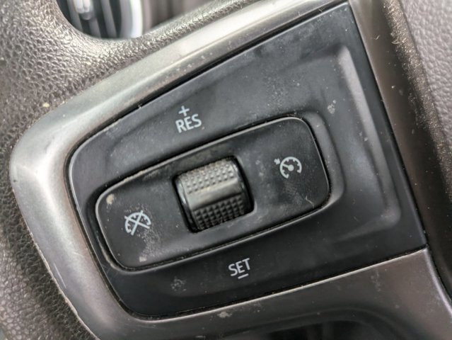 Used 2020 Chevrolet Silverado 1500 LT AWD/4WD image 15