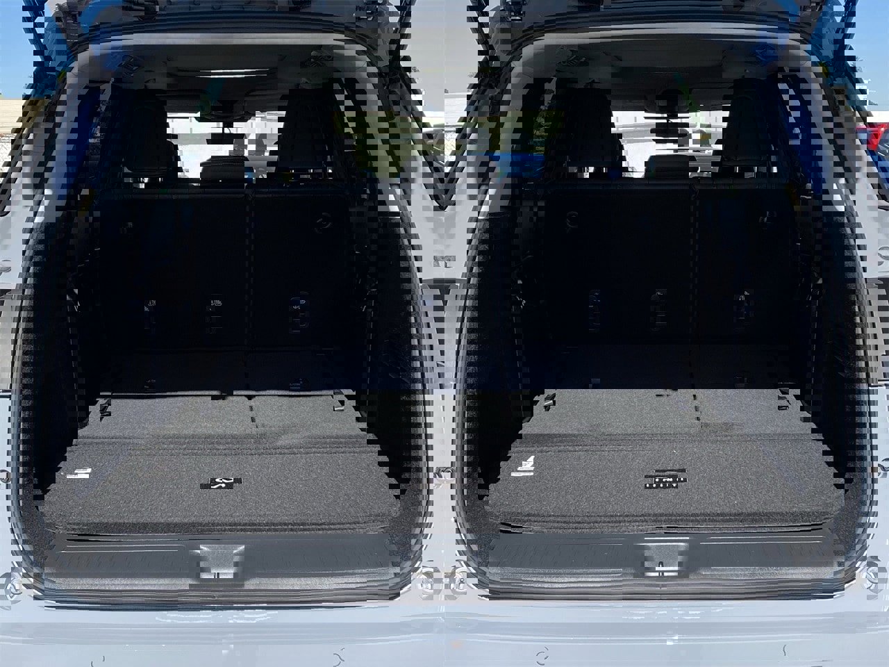 New 2026 INFINITI QX60 Luxe w/ Cargo Package image 13