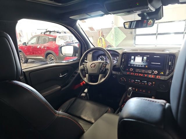 Used 2025 Nissan Frontier PRO-4X w/ Pro Premium Package AWD/4WD image 24