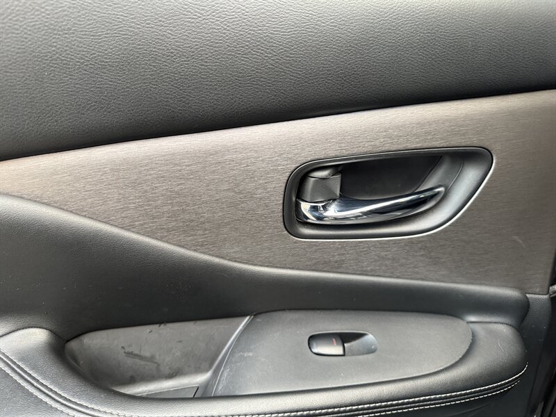 Used 2021 Nissan Murano S FWD image 27