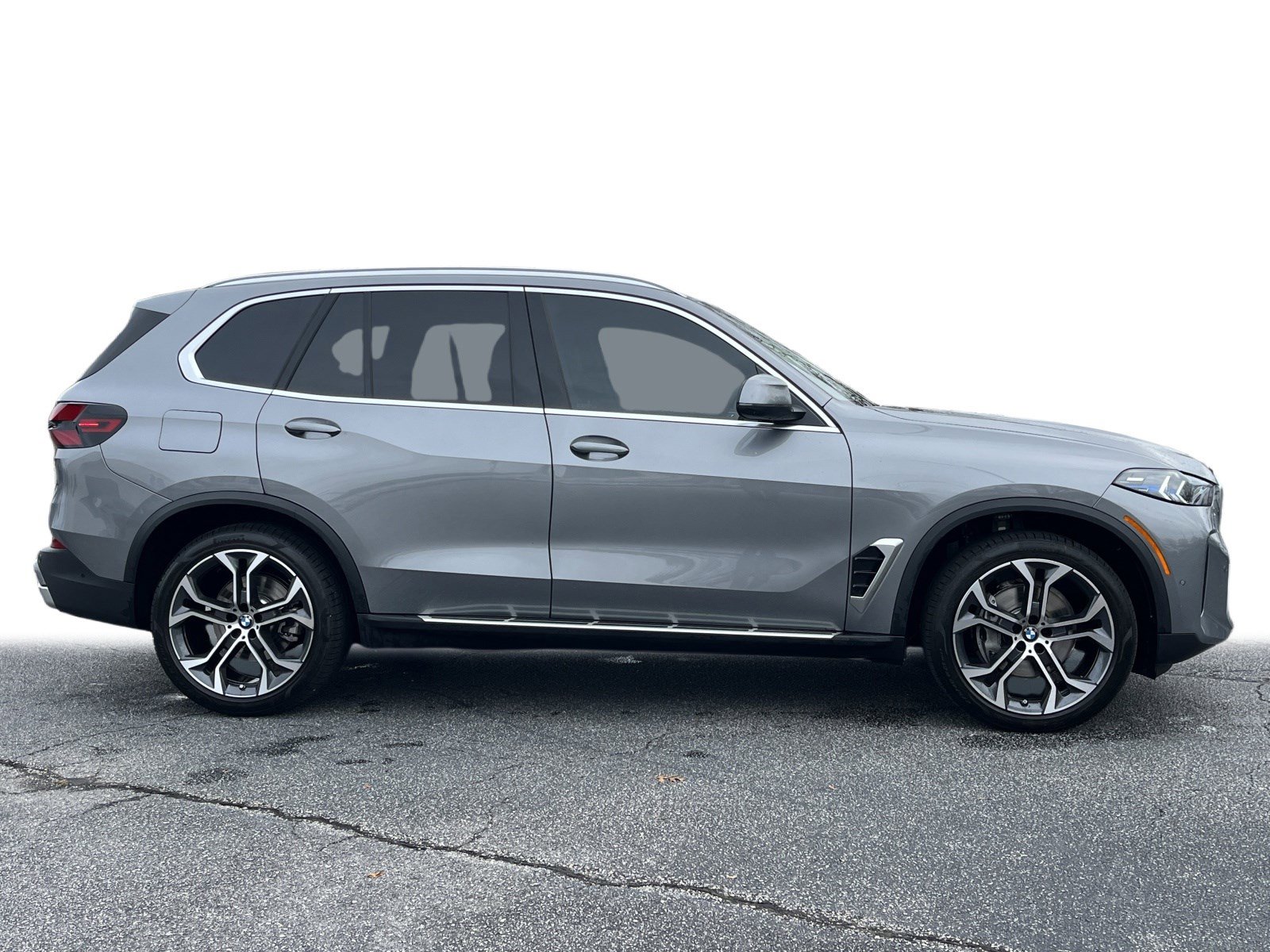 Used 2026 BMW X5 xDrive40i image 32