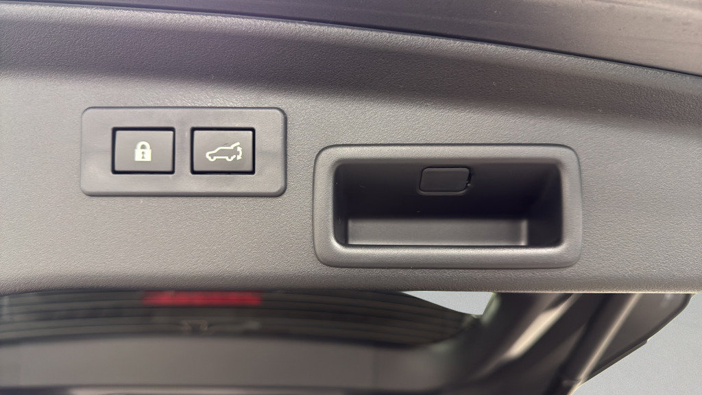 Used 2026 Subaru Outback Limited AWD/4WD image 34
