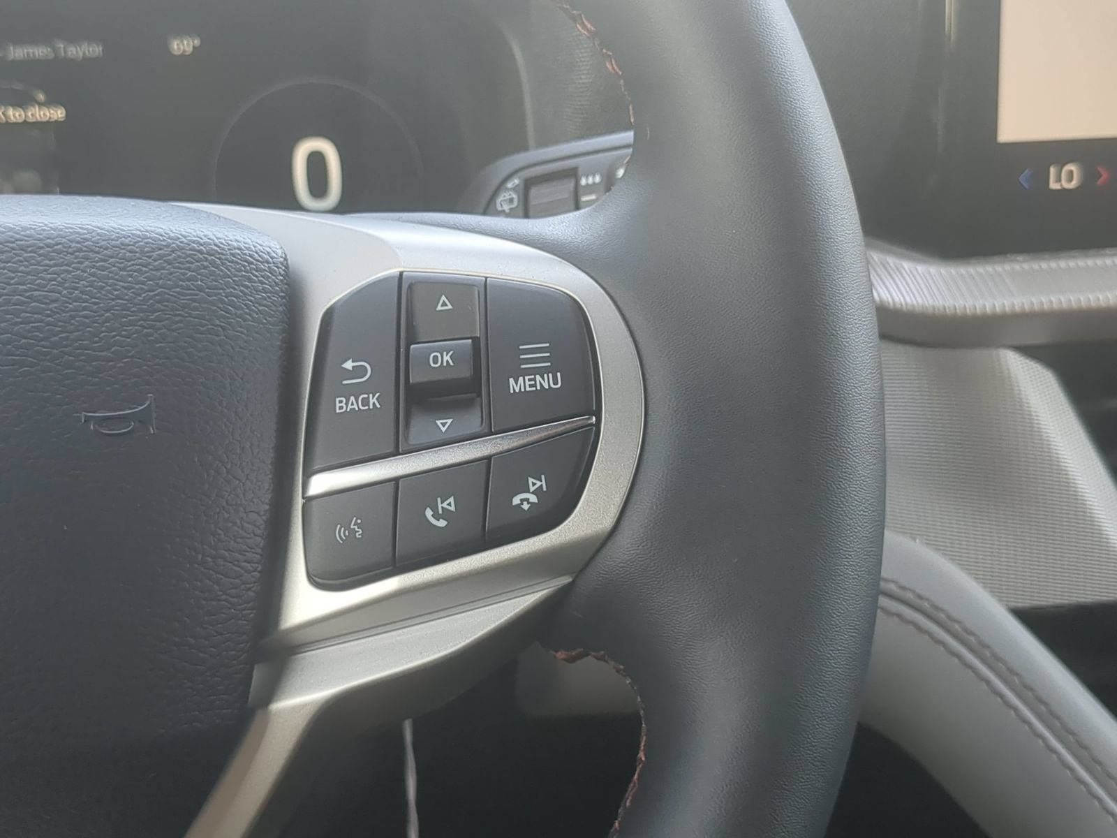 New 2027 Ford Explorer Active AWD/4WD image 18
