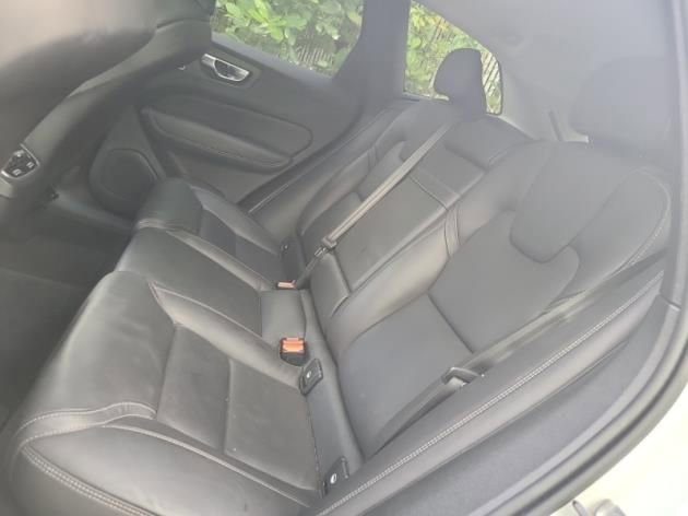 Used 2022 Volvo XC60 B5 Inscription w/ Advanced Package image 6