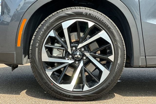 Used 2024 Mitsubishi Outlander SE image 30