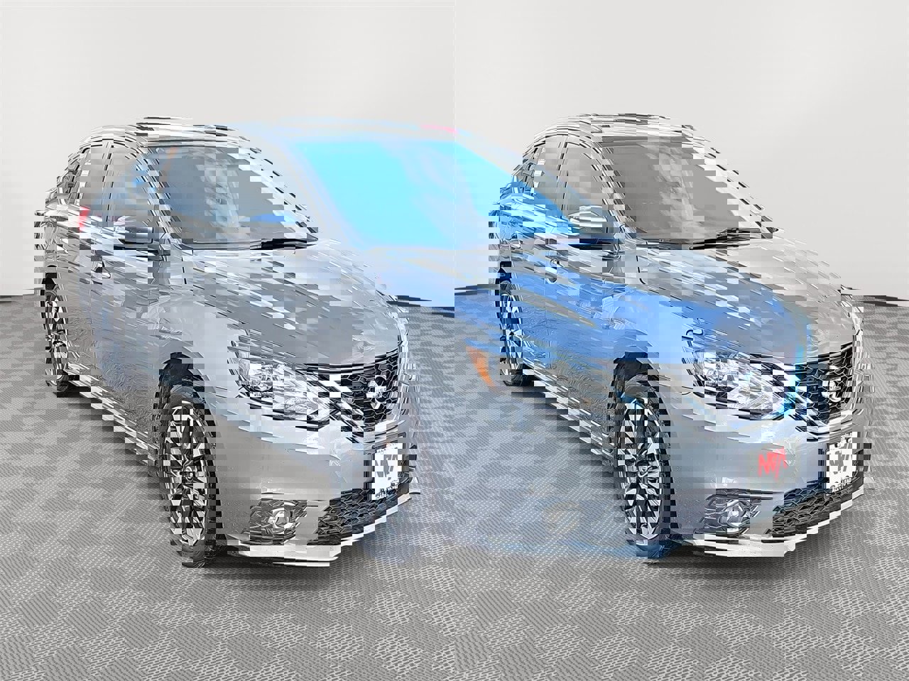 Used 2019 Nissan Sentra SR image 3