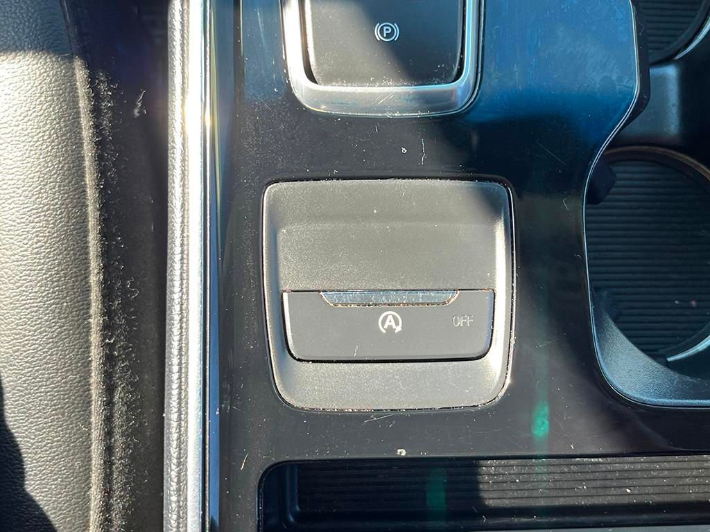 Used 2019 Ford Edge Titanium w/ Cold Weather Package image 27