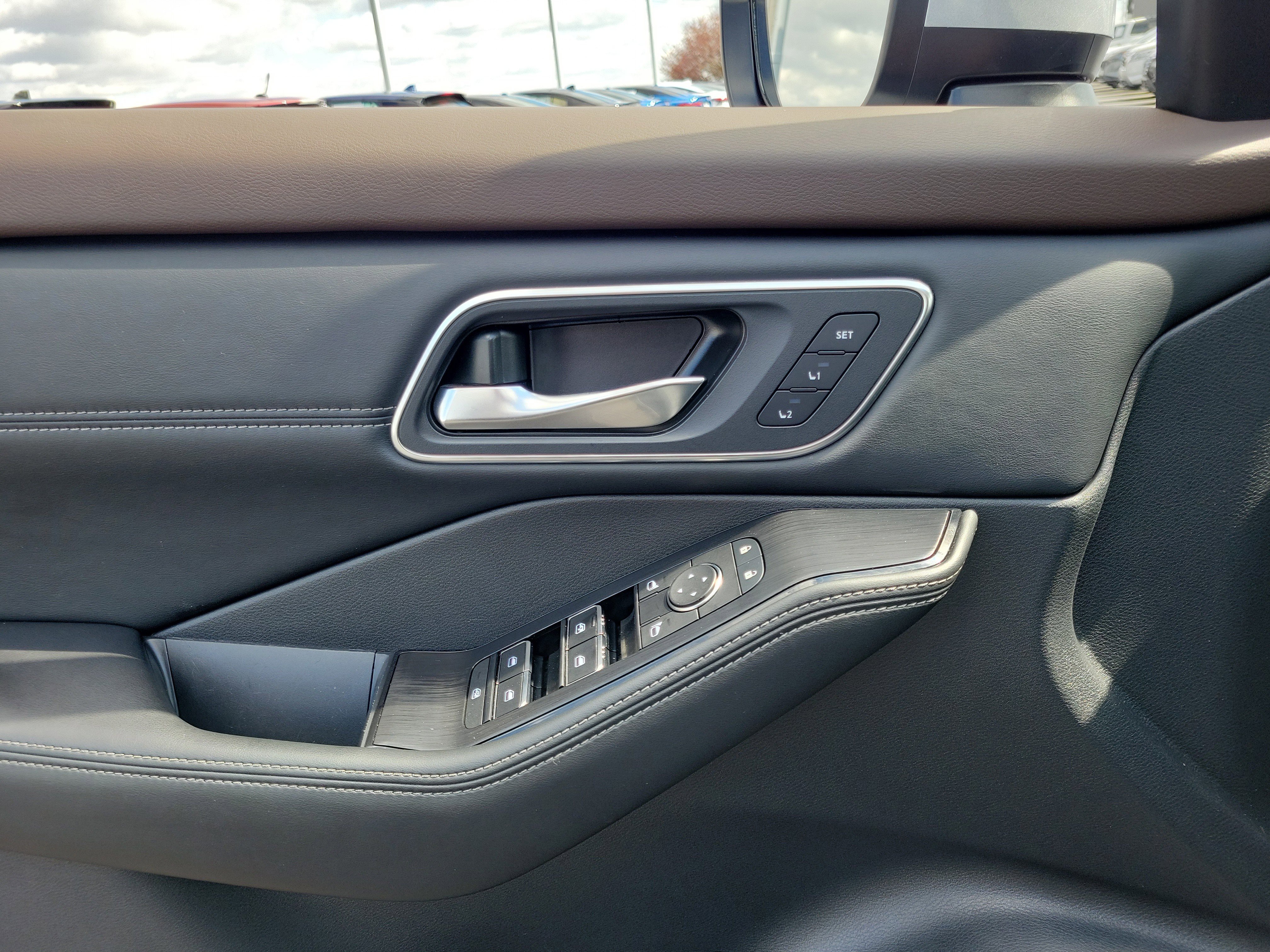 Certified 2021 Nissan Rogue SL w/ Premium Package image 17