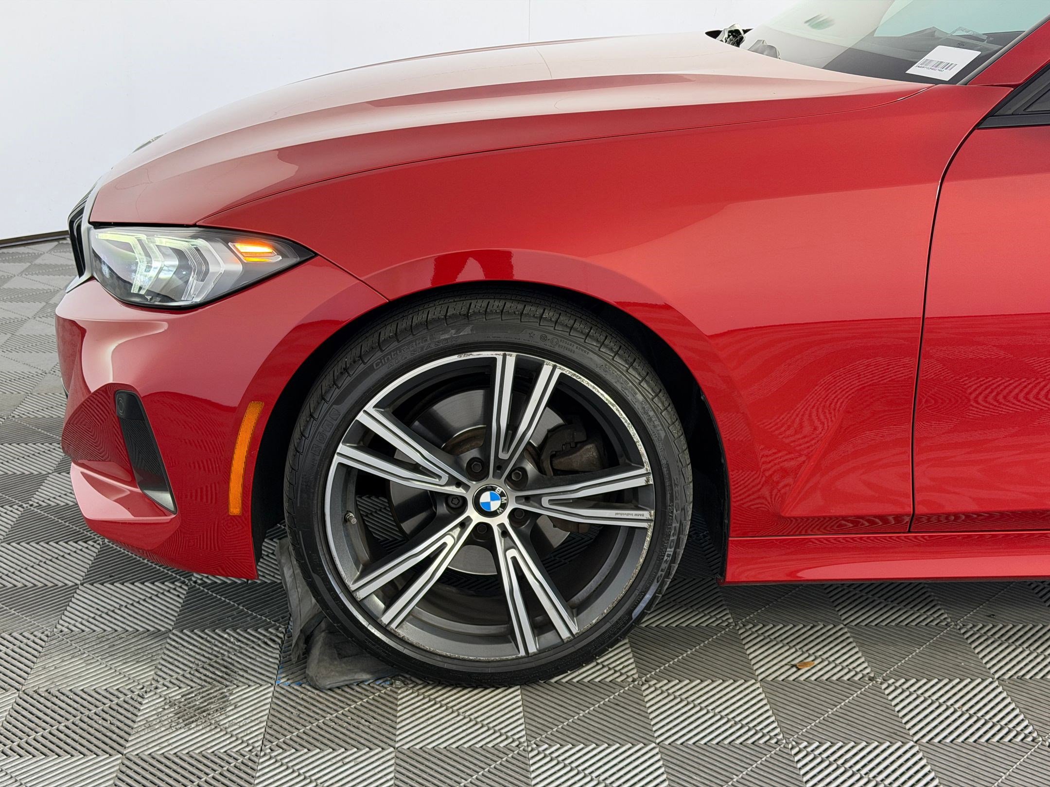 Used 2023 BMW 330i Sedan w/ Premium Package image 11