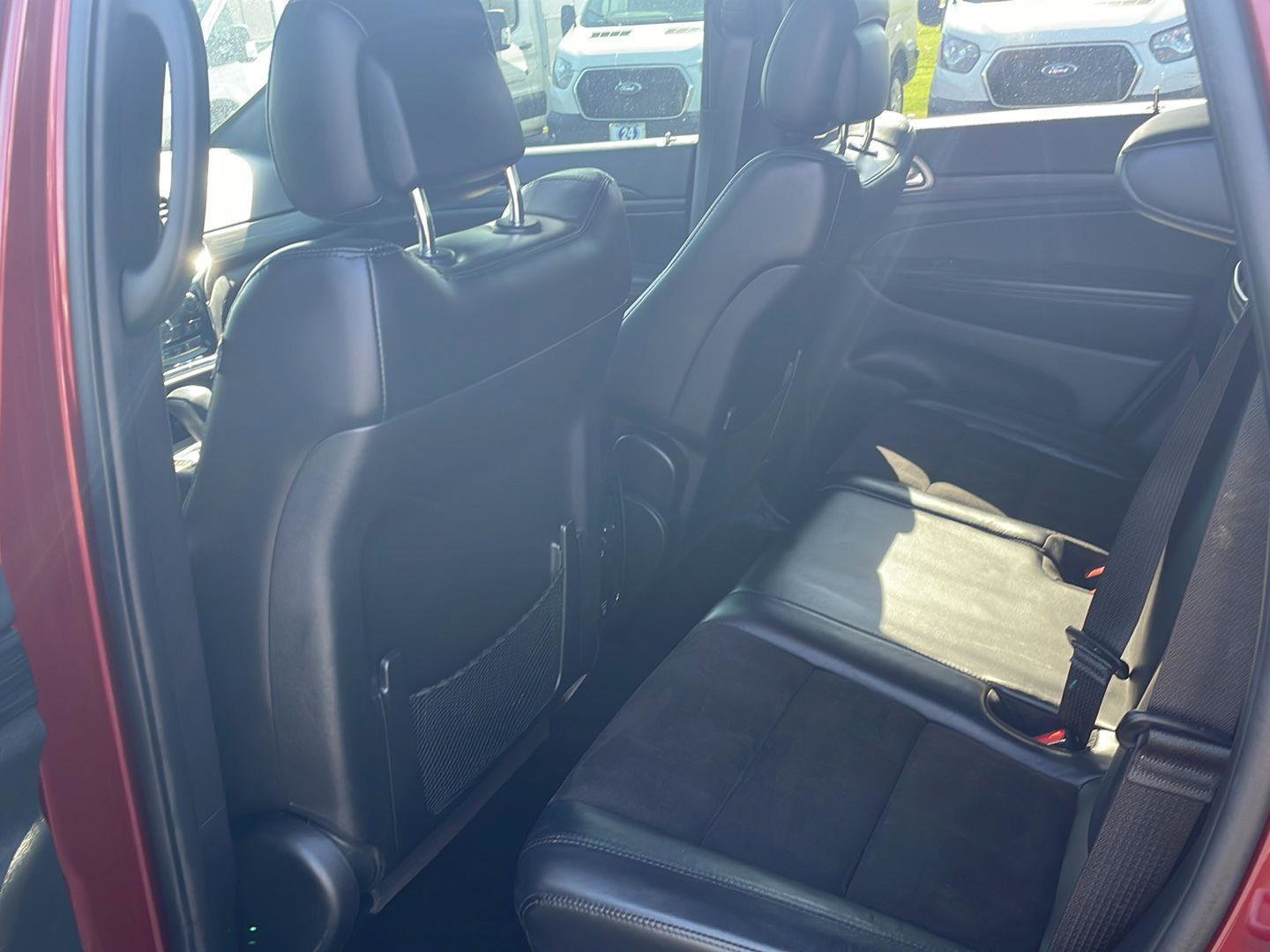 Used 2021 Jeep Grand Cherokee Laredo X AWD/4WD image 27