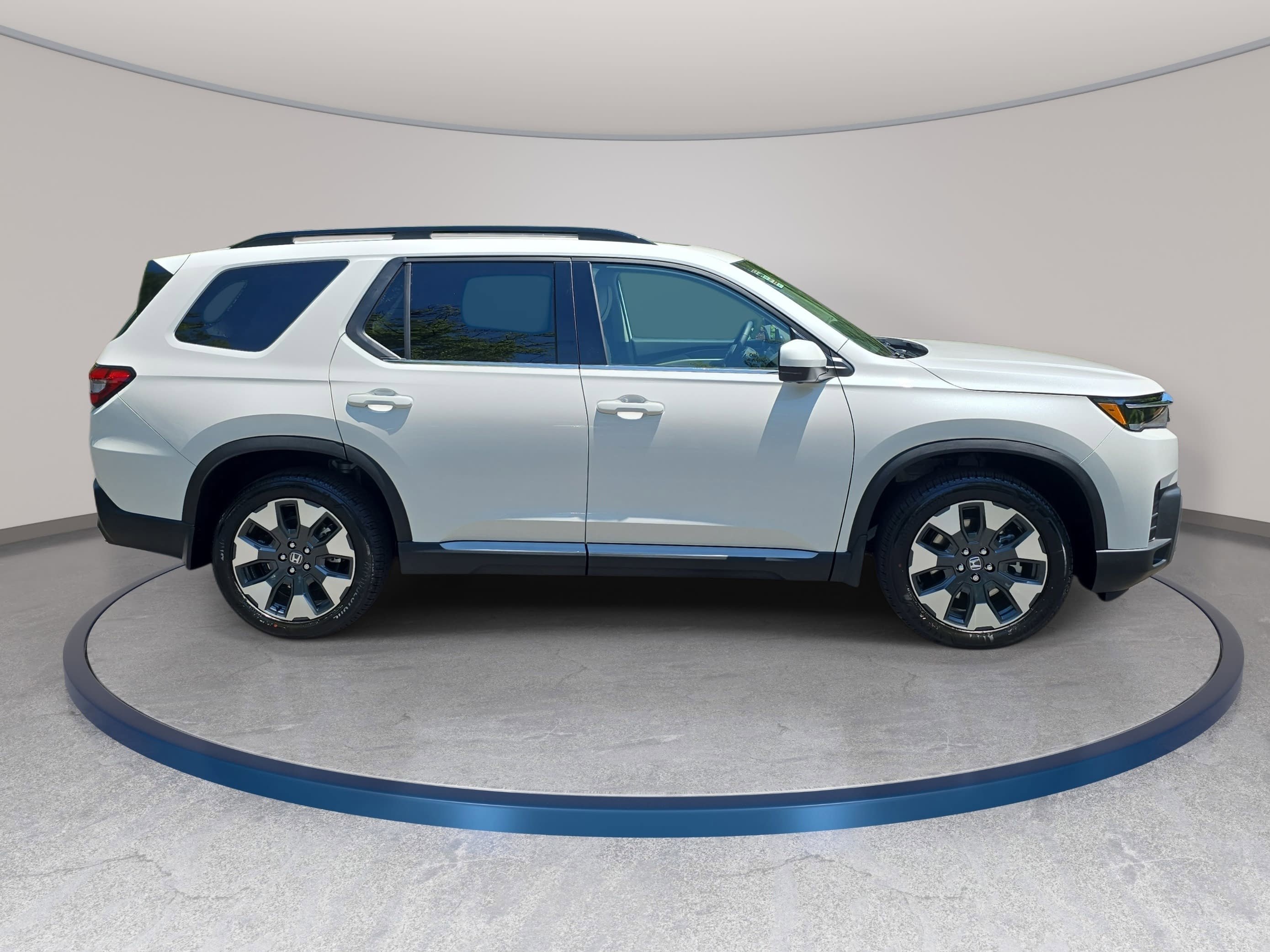 New 2026 Honda Pilot Elite image 4